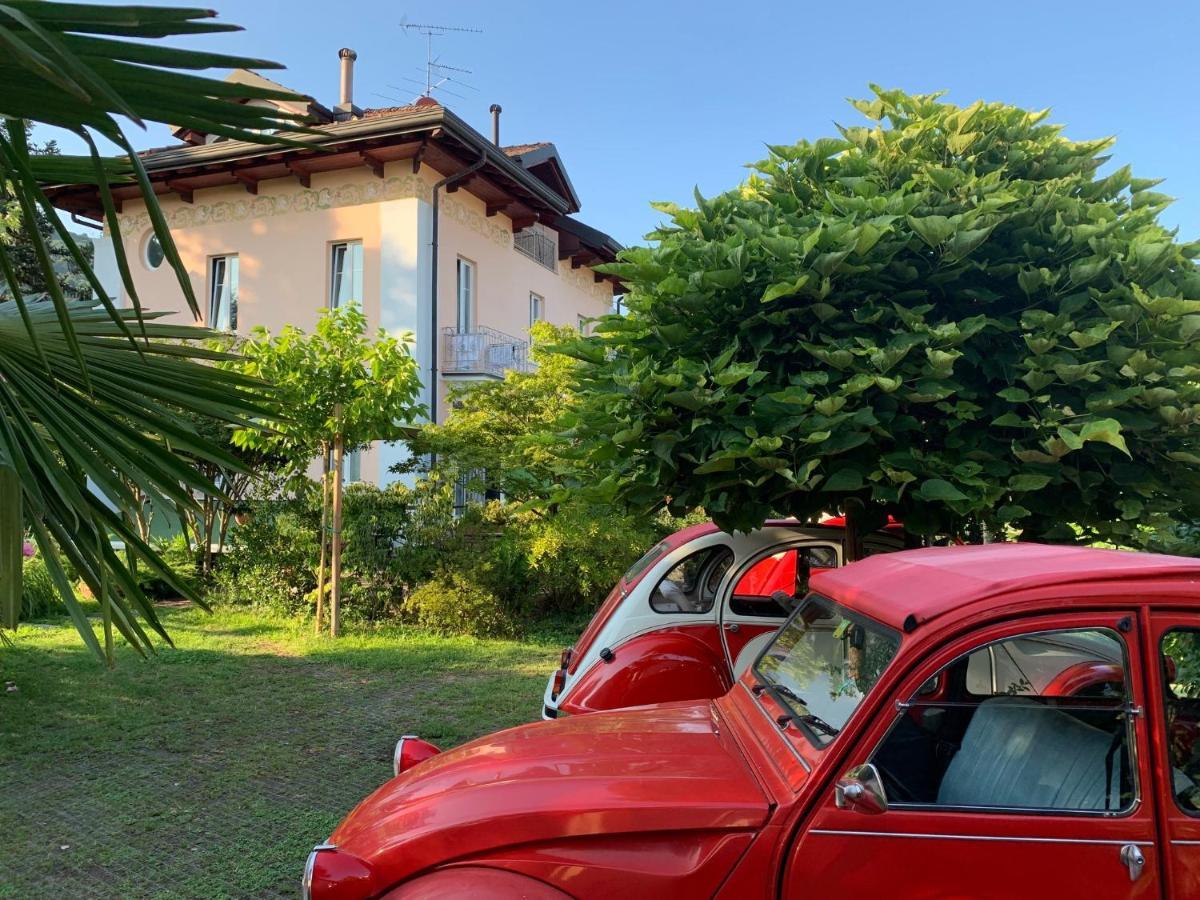 Casabella-Lago Maggiore Lesa Exteriör bild